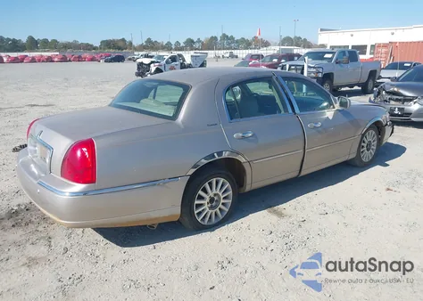 2003 Lincoln Town Car Signature from USA, damaged, VIN 1LNHM82W73Y694730